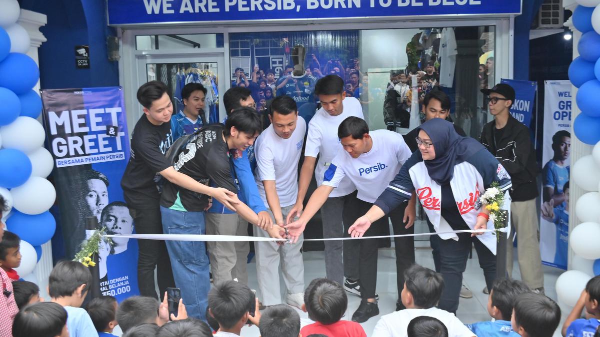 3 Pemain Persib Hadiri Pembukaan Store di Cianjur: Dekatkan Maung Bandung dengan Bobotoh