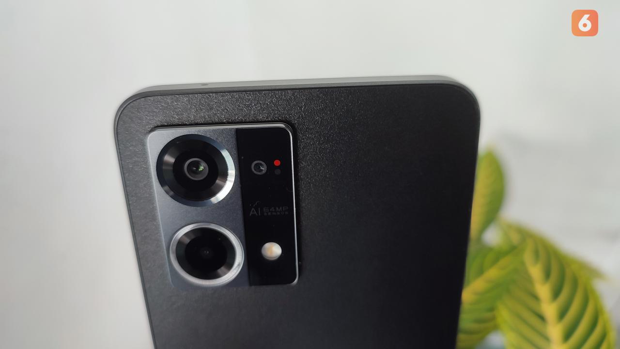 Oppo Reno8 (Liputan6.com/Giovani Dio Prasasti)