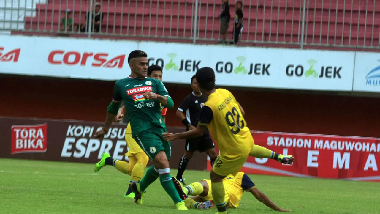 PSS Sleman vs Persegres Gresik