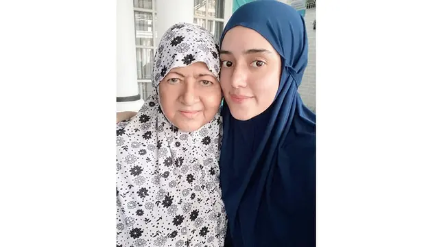 6 Potret Terbaru Fairuz A Rafiq yang Makin Tirus, Disebut Mirip Boneka Barbie