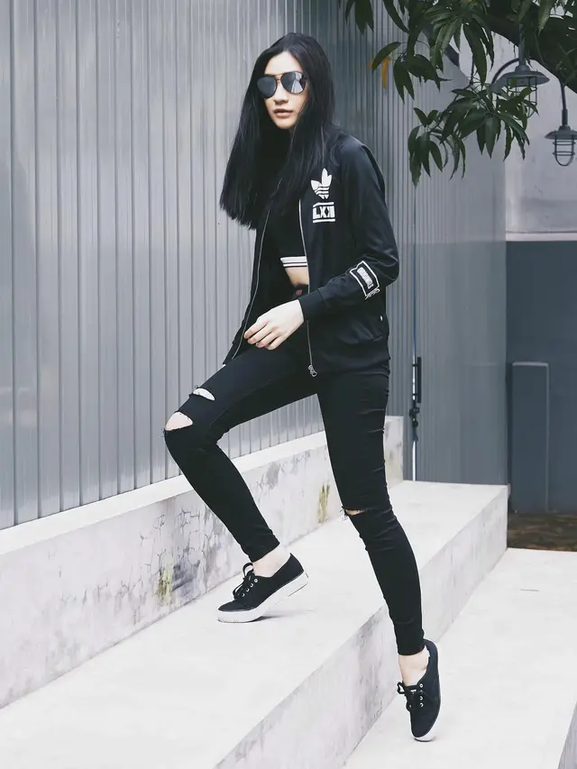Potret Patricia Devina dengan Gaya Tomboi. (Sumber: Instagram/pattdevdex)