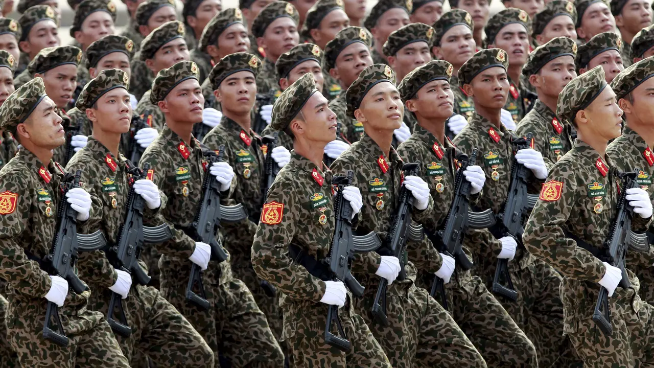 20151217-Bersiap Hadapi Konflik dengan China, Vietnam Belanja Senjata Besar-Besaran