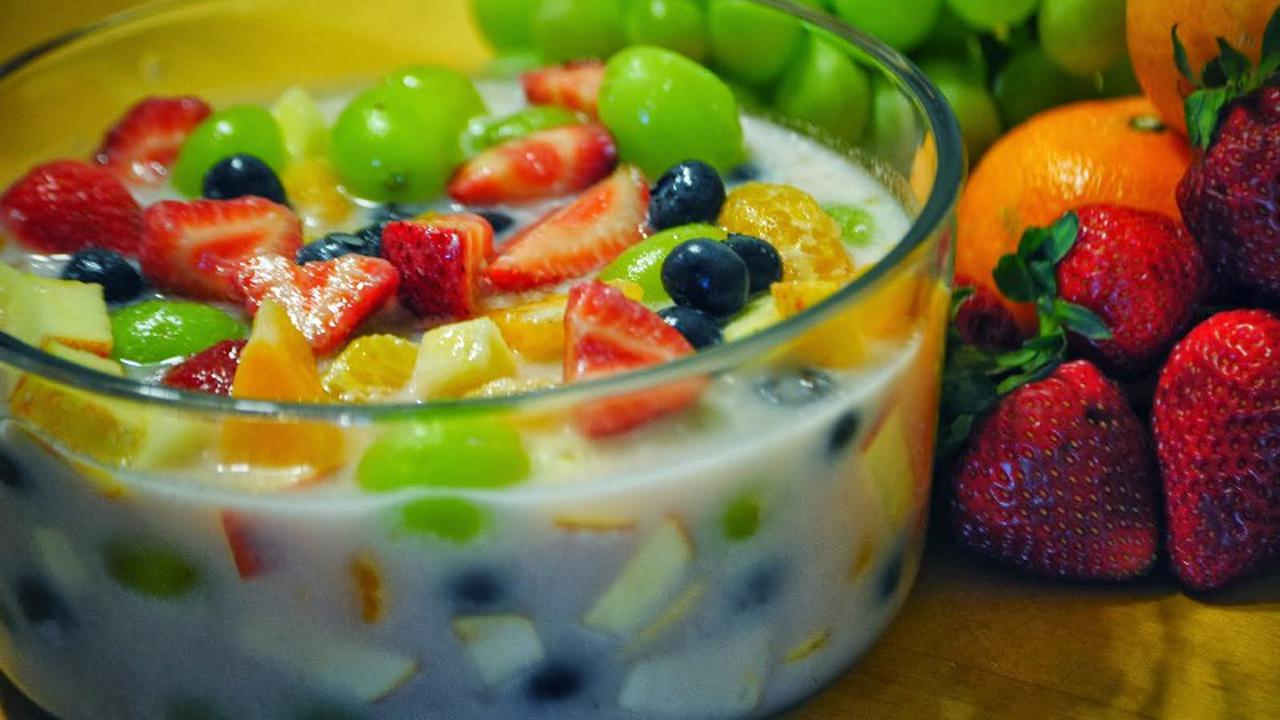 Sop Buah Menjadi Minuman Buka Puasa yang Praktis dan Menyehatkan