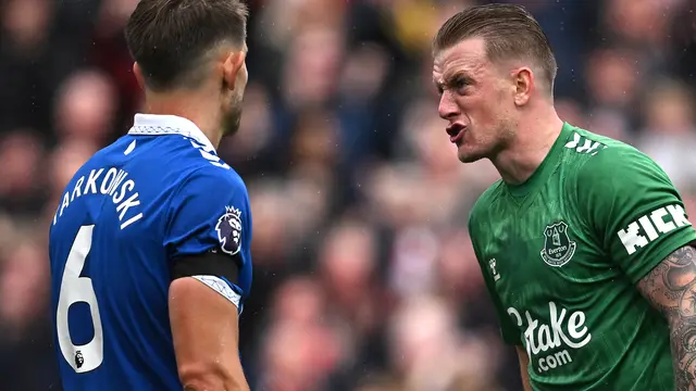 James Tarkowski dan Jordan Pickford - Everton