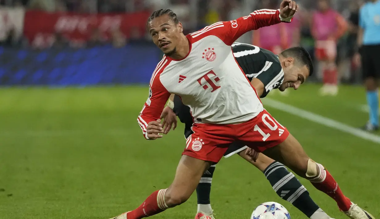 Lewat drama tujuh gol, Setan Merah keok 3-4 dari tuan rumah Bayern Munchen. (AP Photo/Matthias Schrader)