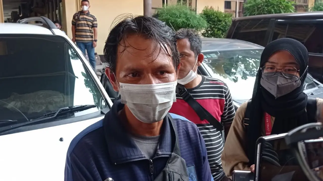 keluarga korban meninggal akibat kecelakaan maut di Cibubur