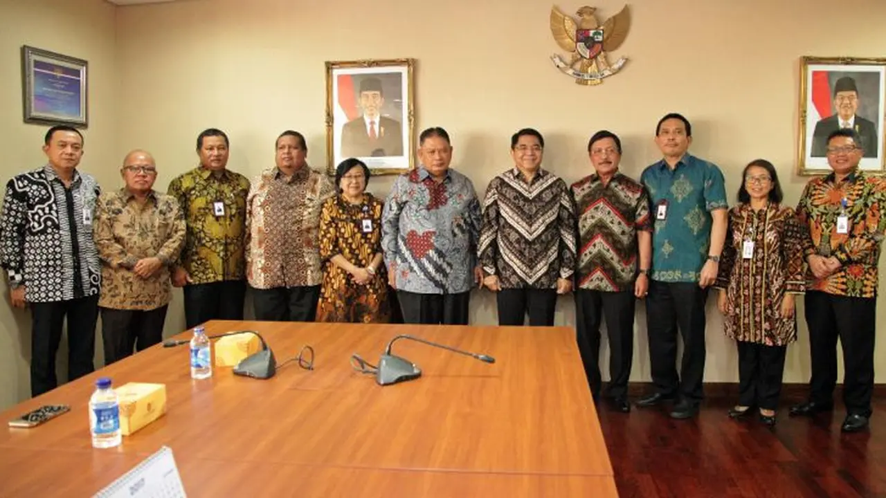 Menteri BUMN Rini Soemarno mengangkat Franky Sibarani sebagai Komisaris Utama PT Taspen, Senin (25/9/2017).