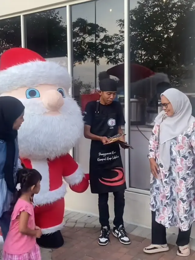 Pekerjaan Dede Sunandar