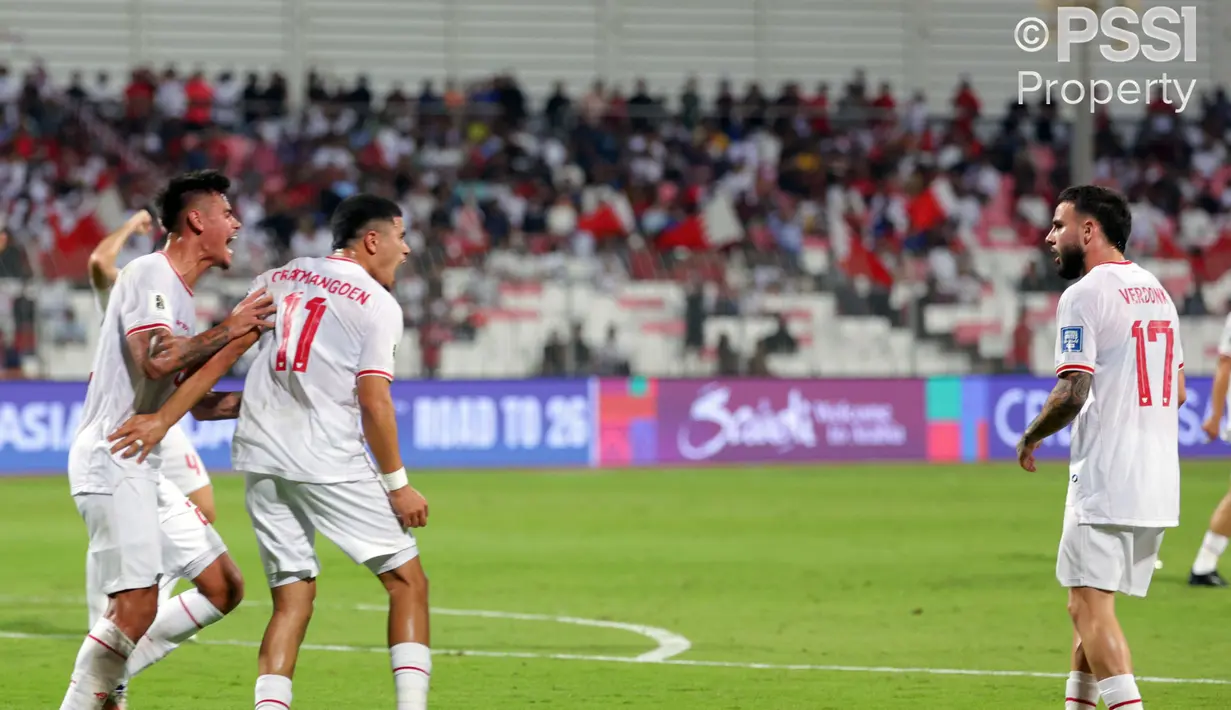 <p>Timnas Indonesia sempat tertinggal satu gol dari Bahrain sebelum disamakan oleh Ragnar Oratmangoen menjelang waktu turun minum. Bahkan, pada babak kedua, Skuad Garuda berhasil membalikkan keadaan menjadi 2-1 melalui gol dari Rafeal Struick pada menit ke-74. (Dok. PSSI)</p>