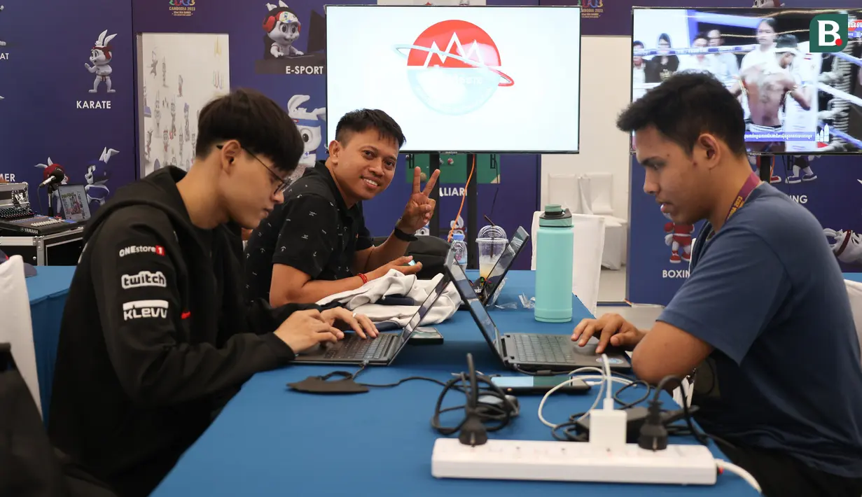Pada saat berkunjung kesana, masih belum banyak wartawan yang menggunakan fasilitas di MPC. Maklum memang belum banyak awak media yang datang ke ajang SEA Games tersebut. (Bola.com/Abdul Aziz)