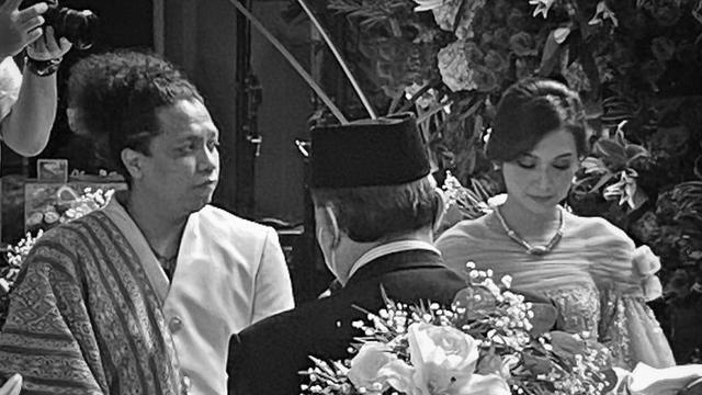 Sah, Ini 5 Momen Pernikahan Arie Kriting dan Indah Permatasari