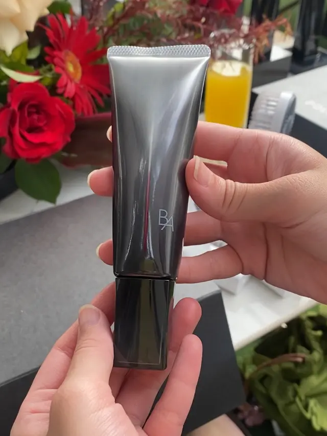 POLA B.A Light Selector N Sunscreen  Bisa Jadi Perawatan Anti Aging. [Anisha/Fimela]