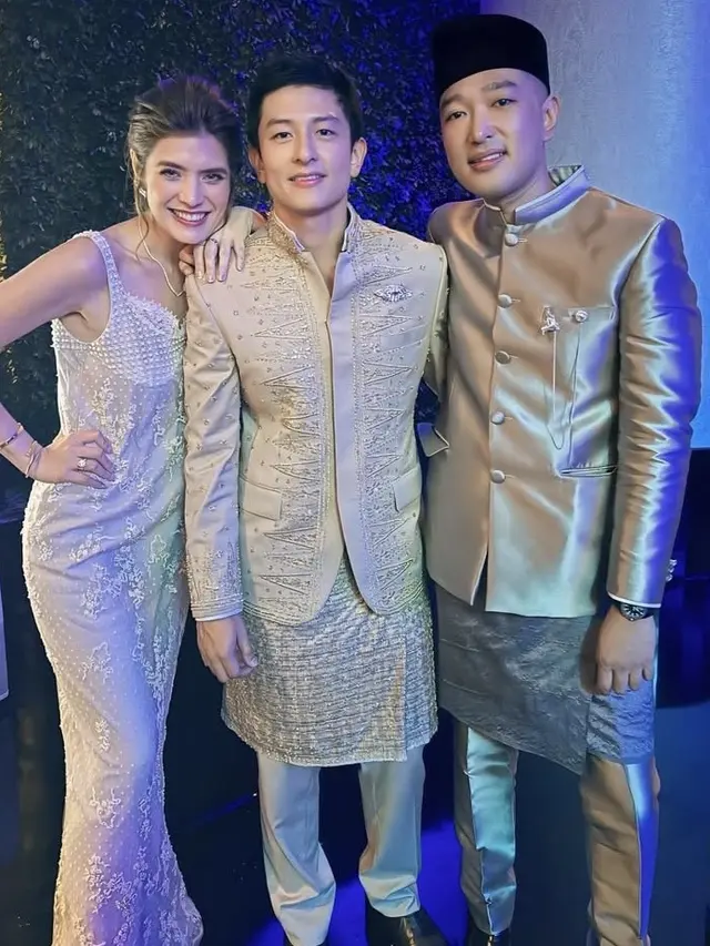 Carissa Puteri saat Kondangan Rio Haryanto dan Athina. [@carissa_puteri]
