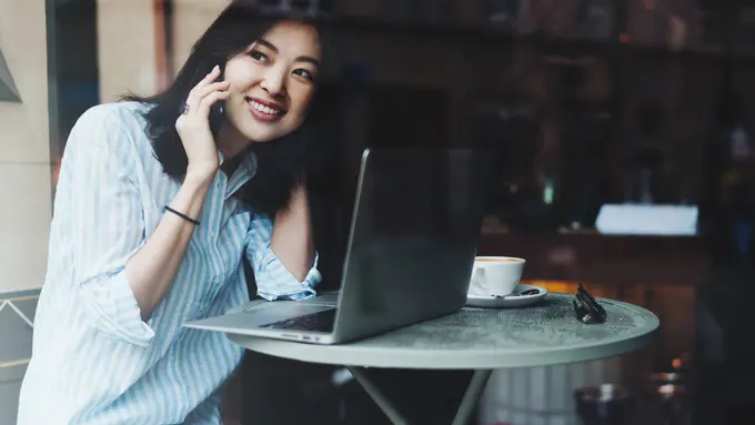 Biar Awet & Tetap Stylish, Ini Cara Merawat Pakaian Berbahan Linen