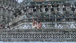 Kuil Wat Arun Bangkok Perketat Aturan untuk Fotografer Lokal Setelah Turis Diteriaki