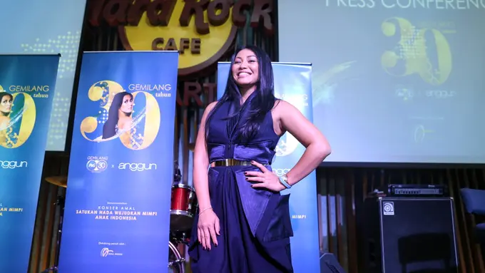 [Fimela] Anggun C Sasmi