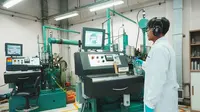Mesin CFR (Cooperative Fuel Research) yang merupakan alat standar internasional yang digunakan untuk menguji ketahanan bahan bakar terhadap knocking (detonasi), terutama untuk menentukan angka oktan (RON) dan angka setana (Cetane Number).