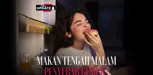 Makan tengah malam sering dianggap penyebab kenaikan berat badan. Banyak orang beranggapan bahwa makan larut malam langsung membuat tubuh gemuk. Namun, apakah itu hanya mitos atau fakta? Yuk kita simak dalam Fimela Update!