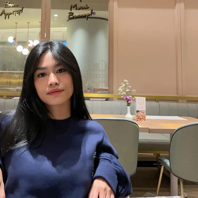 [Fimela] Elita Yulianti, adik Ririn Ekawati