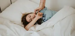 Ilustrasi seseorang yang mendapatkan waktu tidur yang sempurna. (Foto: Unsplash/Kinga Howard)