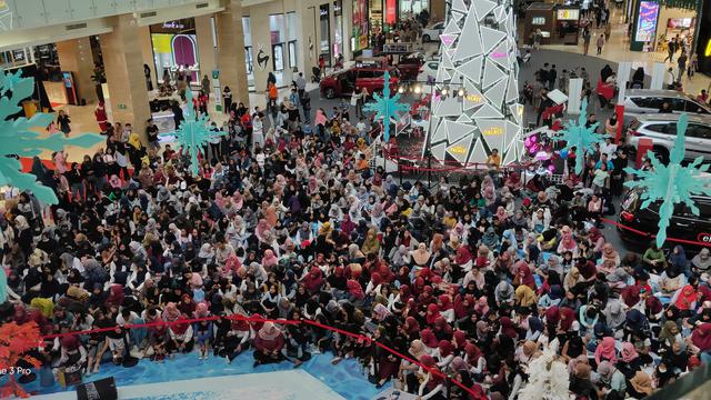 Meet and greet Habibie & Ainun 3 (Meiristica Nurul)