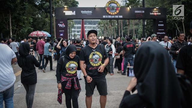 Penonton Guns N Roses Mulai Padati Gelora Bung Karno
