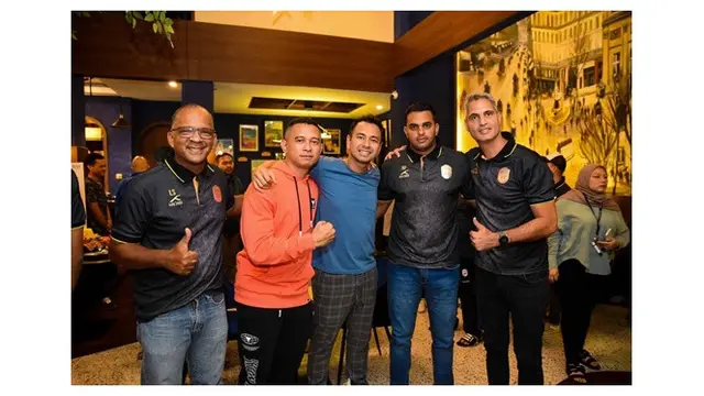 6 Potret Raffi Ahmad di Perayaan Ultah ke-2 RANS Nusantara FC, Berlangsung Seru