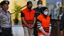 Kepala BPKAD Pemkab Kepulauan Meranti Fitria Nengsih dan Pemeriksa Muda BPK Perwakilan Riau, M Fahmi Aressa akan ditahan dan menempati rutan KPK untuk pemeriksaan lebih lanjut dalam 20 hari ke depan. (Liputan6.com/Angga Yuniar)