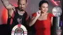 Dalam acara pesta anniversary sekaligus ilang tahun Nora, keduanya terlihat begitu berbahagia. Bahkan, kemeriahan acara tersebut juga terlihat dalam unggahan di Instagram stories masing-masing. (Liputan6.com/IG/@true_jrx)