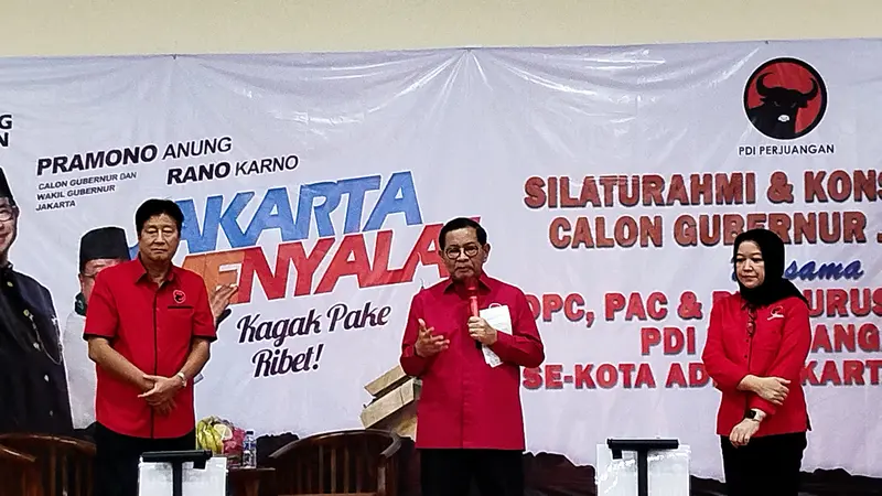 Bakal Calon Gubernur DKI Jakarta, Pramono Anung saat menghadiri acara Konsolidasi DPC PDI Perjuangan Jakarta Selatan pada Sabtu (14/9/2024).