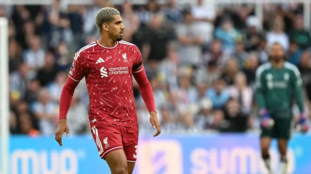 Ronald Araujo di Liverpool: Makin Bersinar, tapi Transfernya Diragukan