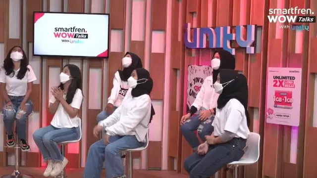 Bikin Tahun Baru Lebih Berwarna, UN1TY Kembali Meriahkan Smartfren WOW Talks 2