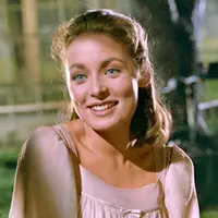 Charmian Carr muda.