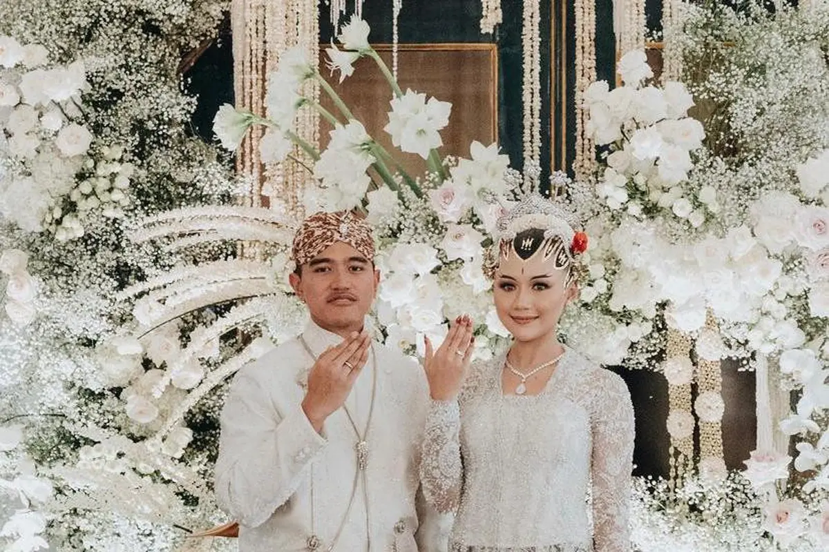 Detail Makeup Akad Nikah Erina Gudono yang Manglingi, Paduan Hollywood Glam-Pakem Jogja Paes Agung