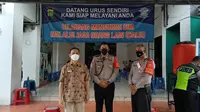 Ombudsaman saat melakukan sidak Satpas Pembuatan SIM di Pasar Segar, Kecamatan Sukmajaya, Kota Depok. (Liputan6.com/Dicky Agung Prihanto)