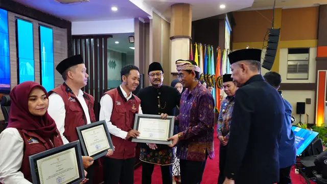 Mensos Gus Ipul Graduasi 500 KPM PKH di UB Malang, Naik Kelas Menuju Kemandirian