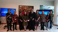 Indonesia melalui Universitas Pelita Harapan (UPH) jalin kerjasama dengan Faculty of Law Monash University, Australia, untuk membentuk aliansi yang diberi nama Monash University Law Indonesia Alliance (MULIA).