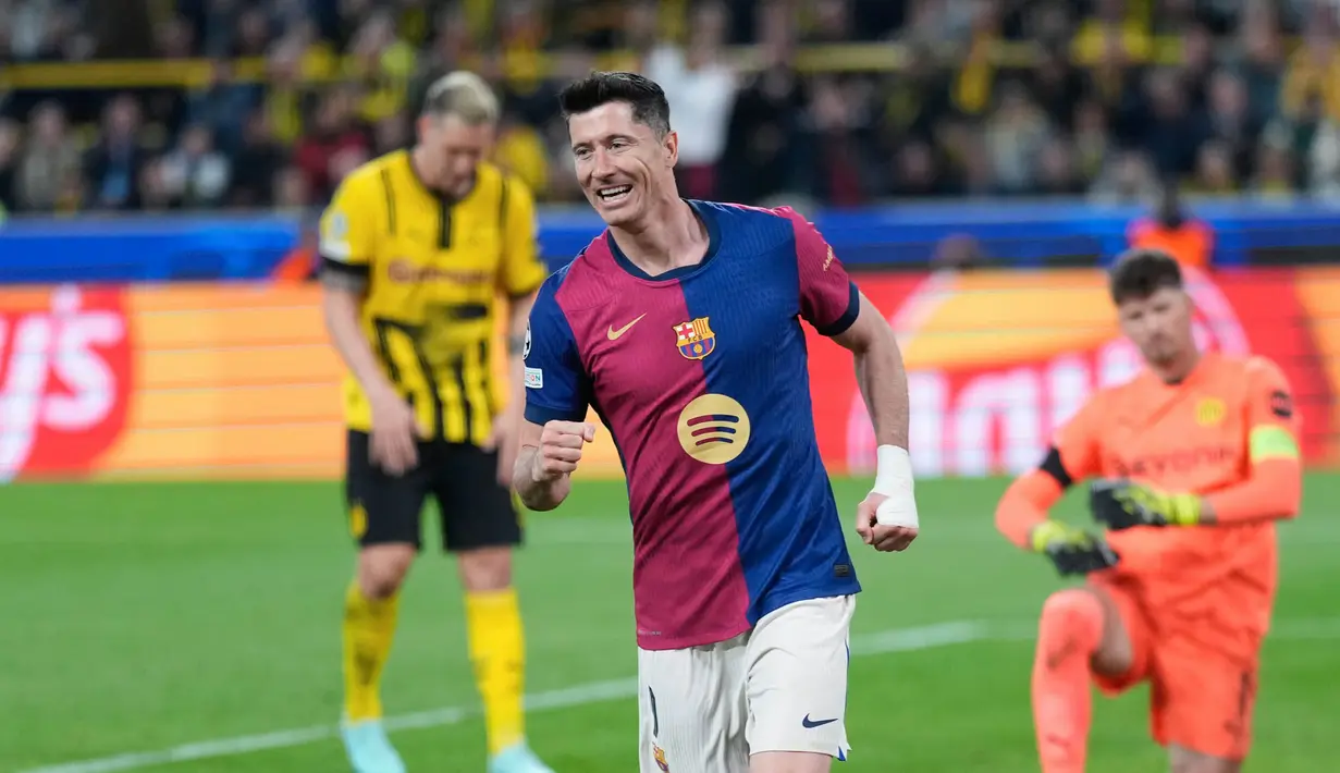 Barcelona memastikan melaju ke semifinal Liga Champions usai menang agregat 5-3 atas Dortmund di perempat final. (AP Photo/Matthias Schrader)