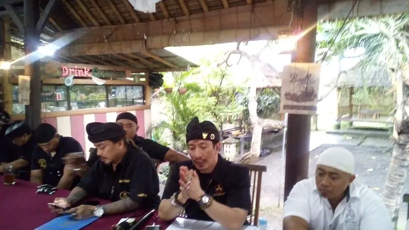 sekjen laskar Bali, Ketut Ismaya