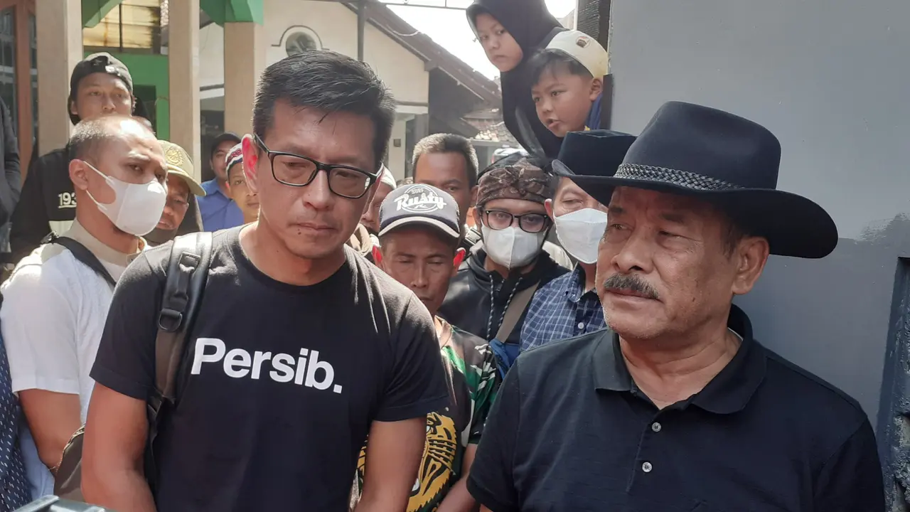 Teddy Tjahjono dan Umuh Muchtar