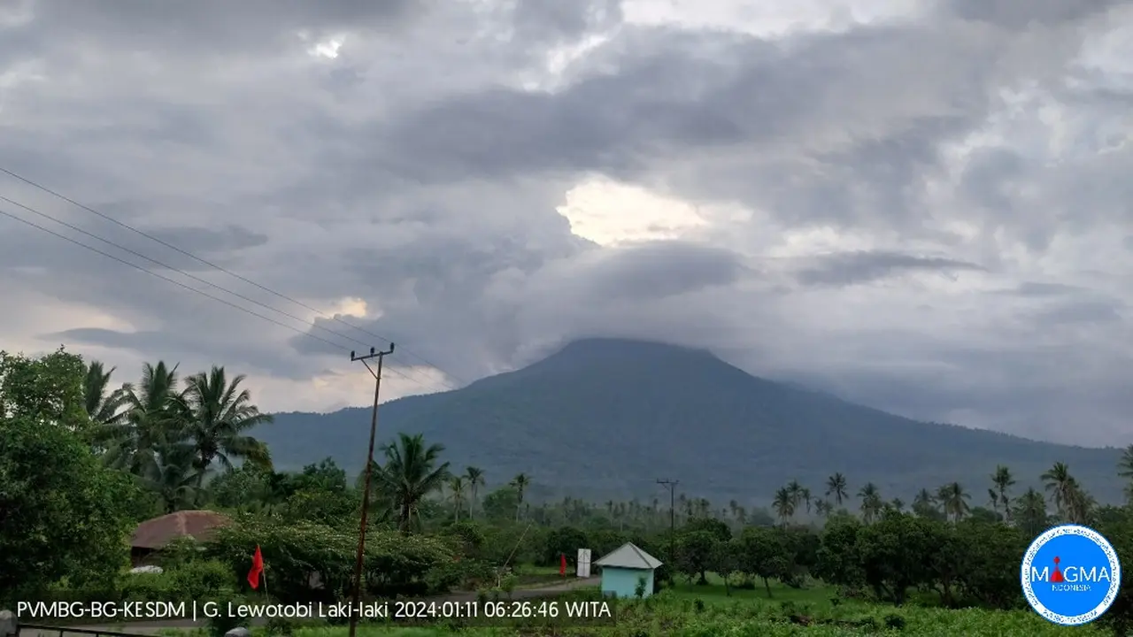 Gunung Lewotobi Laki-laki