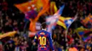 Lionel Messi - La Pulga adalah pengguna nomor 10 paling sukses dan legendaris di Barcelona. Messi telah mempersembahkan setidaknya 10 gelar La Liga, empat gelar Liga Champions, tujuh gelar Copa Del Rey, dan delapan gelar Piala Super Spanyol. (AFP/Gabriel Bouys)
