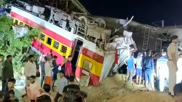 Ratusan Orang Tewas Akibat Tabrakan Maut Kereta di India