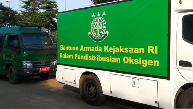 Kejaksaan Tinggi DKI Alihkan Mobil Tahanan jadi Kendaraan Angkut Tabung Oksigen - Vimarsana News