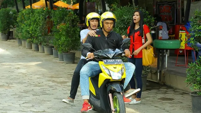 Di Sebelah Ada Surga