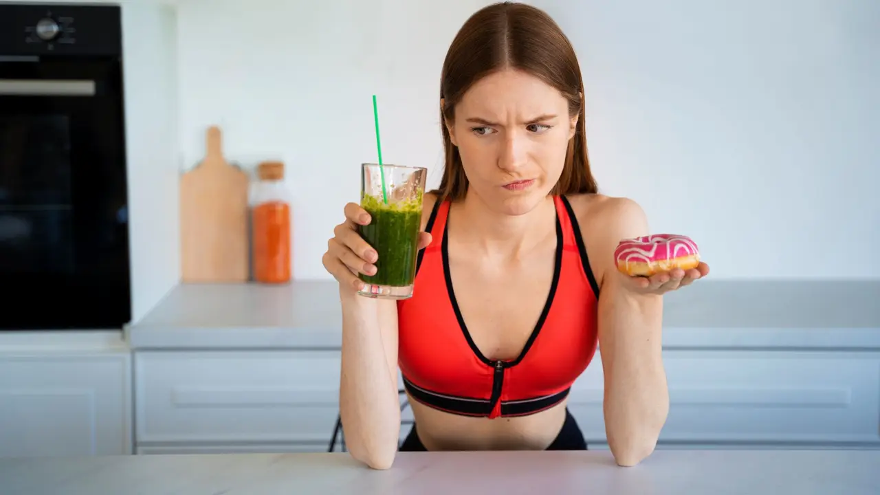 8 Kesalahan Diet No Sugar yang Bikin Gagal Turun Berat Badan (photo by freepik.com)