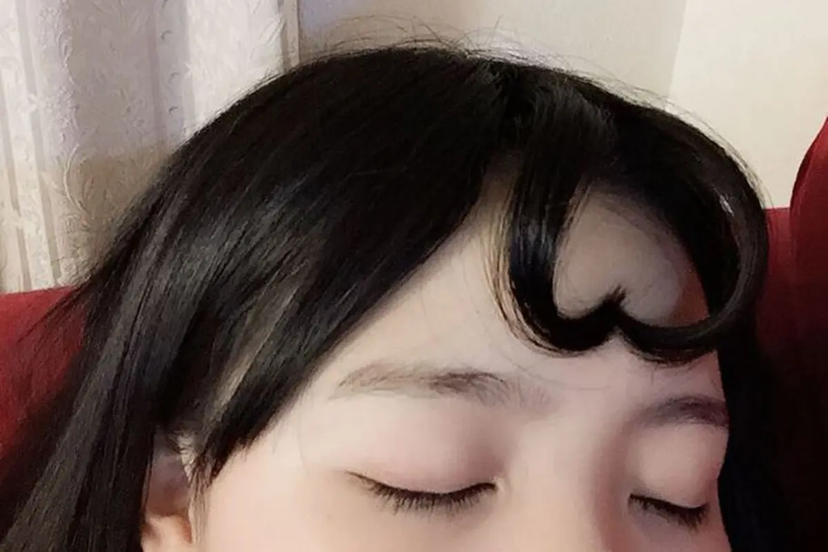 Poni Bentuk Hati, Tren Kecantikan Korea Ramaikan Jagat Instagram