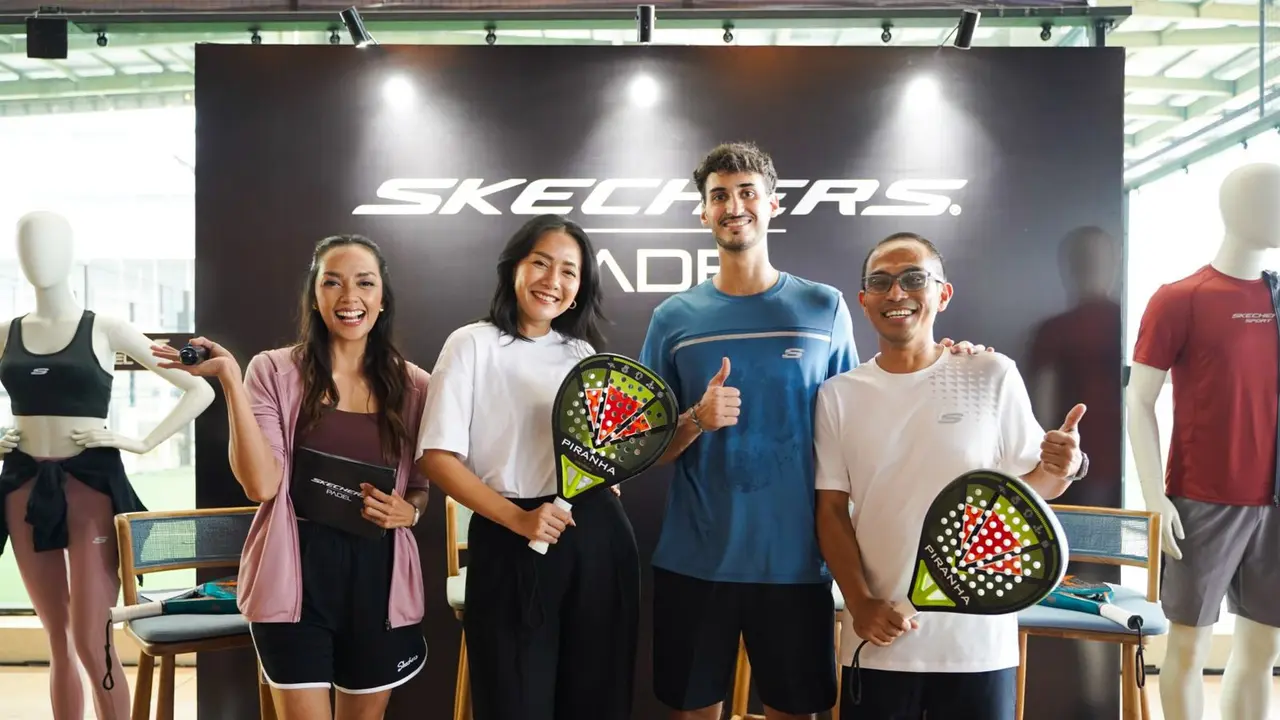 Skechers
