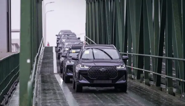 Mengenal Lamborghini Revuelto, Supercar Milik Crazy Rich Surabaya yang