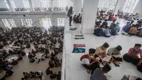 Tradisi Unik, Santri Pesantren Ar-Raudlatul Hasanah Medan Tadarus dengan Formasi Melingkar
